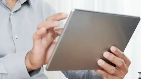 How to Switch from ICT visa to Skilled Worker visa