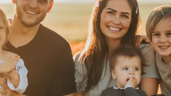 How to Prove a Genuine Relationship for a UK Spouse Visa Application?