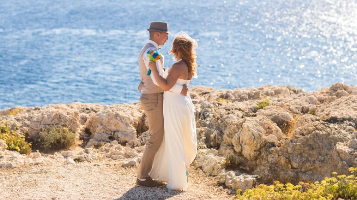 Do You Need to Register a Marriage Conducted Abroad in the UK?