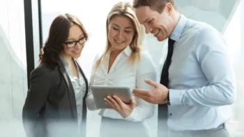 graduates viewing UK graduate trainee visa