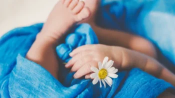 sleeping baby born with british citizenship