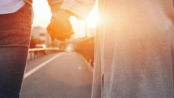 UK Spouse Visa Extension After 2.5 Years in 2025