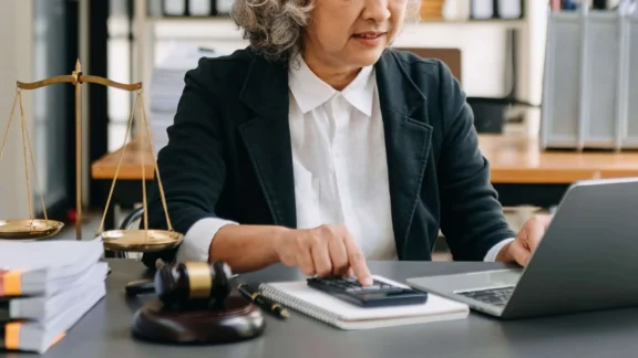 What Does a Forensic Accountant Do in Divorce?